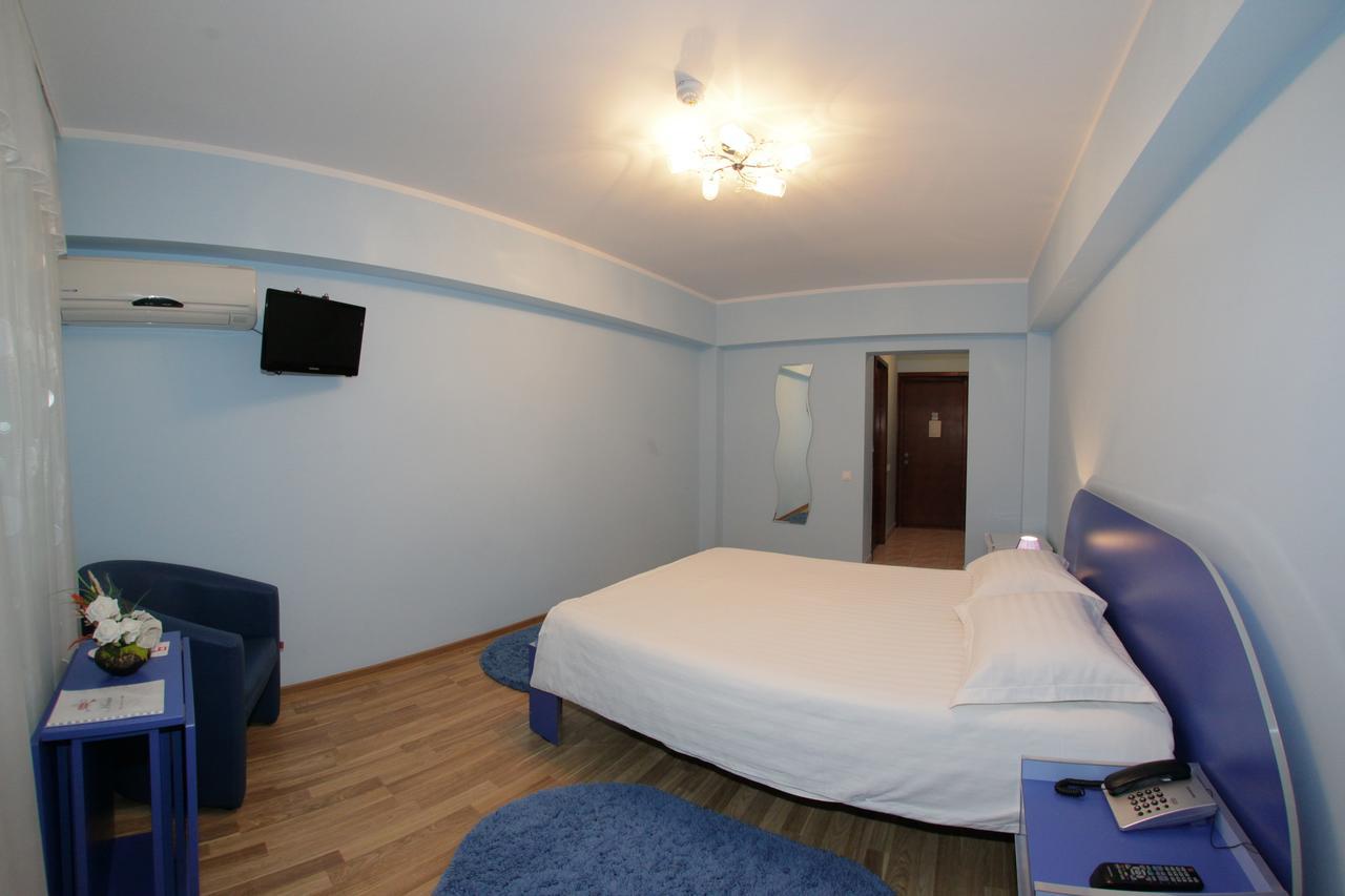 Hotel Martisorul Cacica Exteriér fotografie